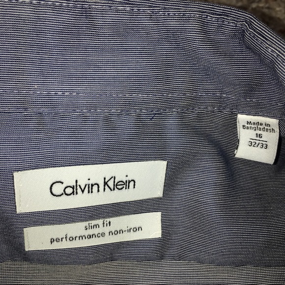 Calvin Klein SlimFit Performance Non-iron 16/32-33 - Picture 2 of 4